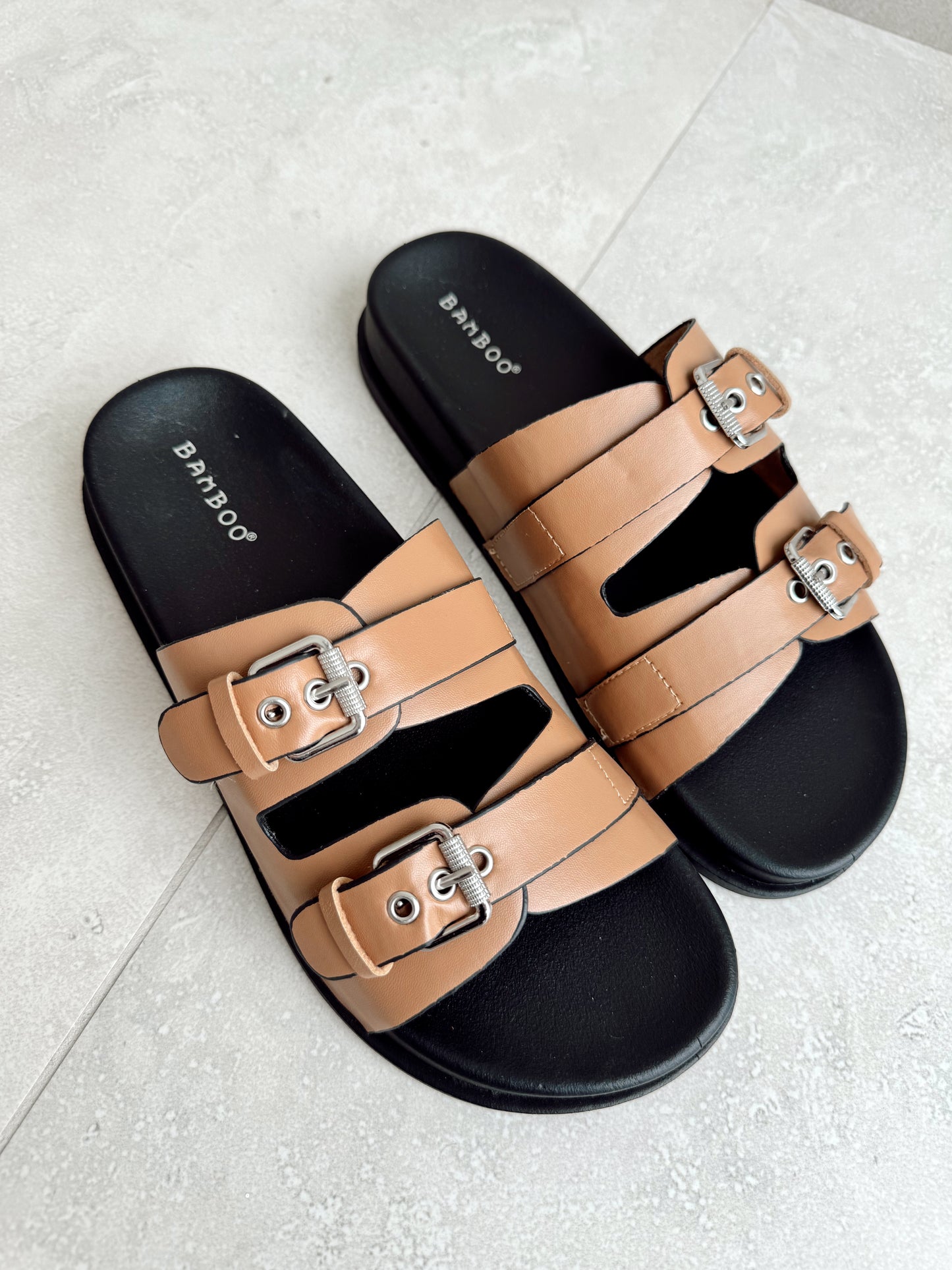 GRISELDA CAMEL