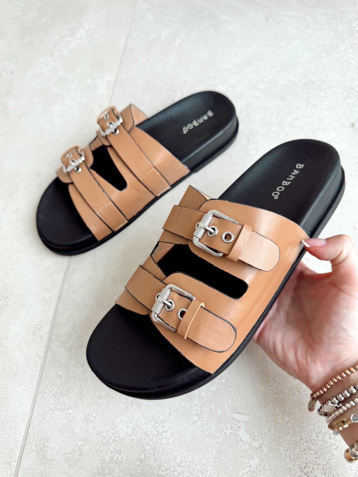 GRISELDA CAMEL
