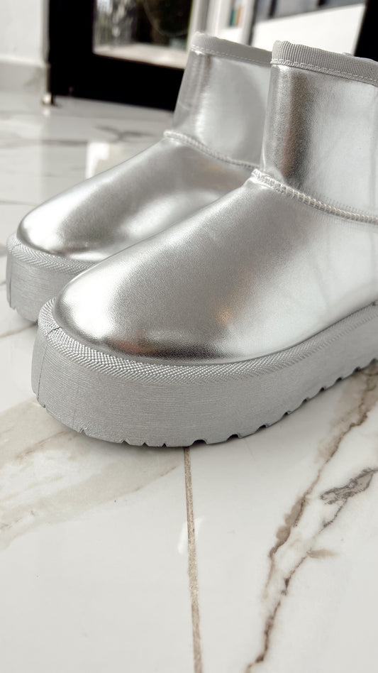 NILA PLATA METÁLICA