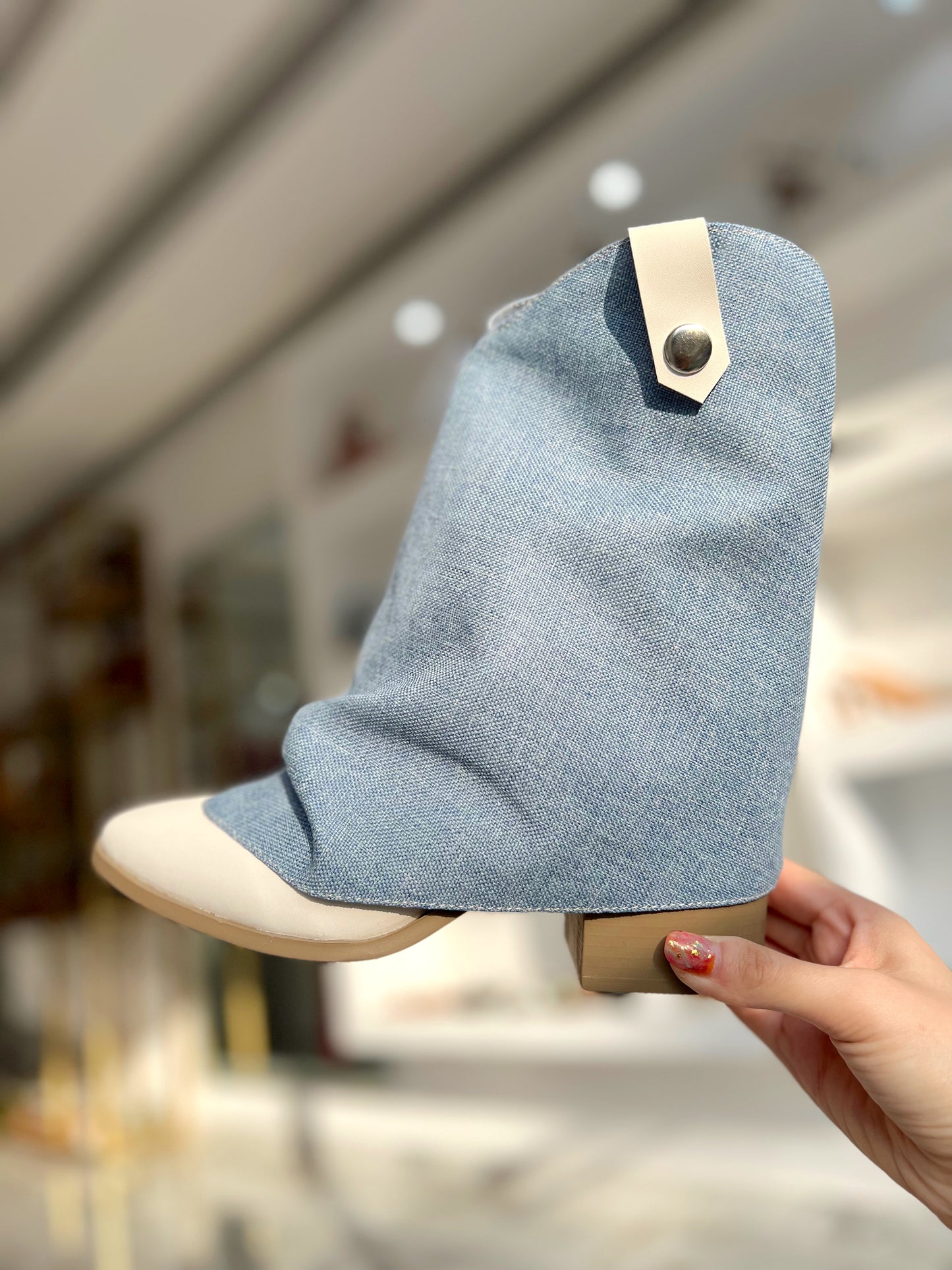 CAROL DENIM