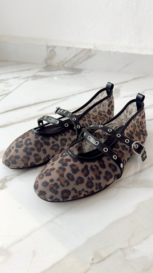 CORINA LEOPARDO